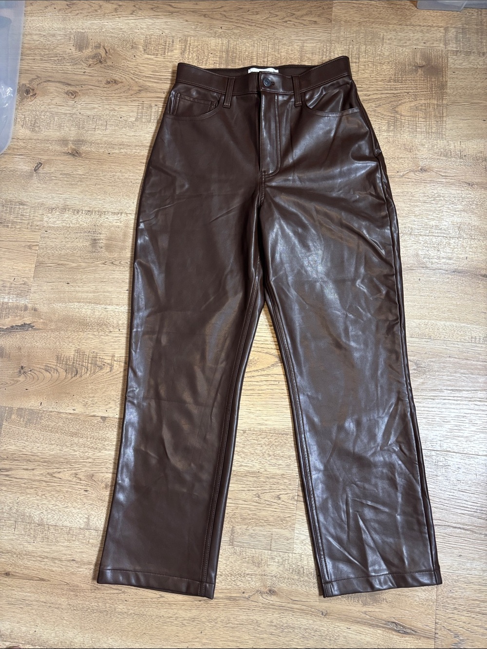 Abercrombie & Fitch Women’s Brown 90’s straight ultrahigh rise Faux Leather pant